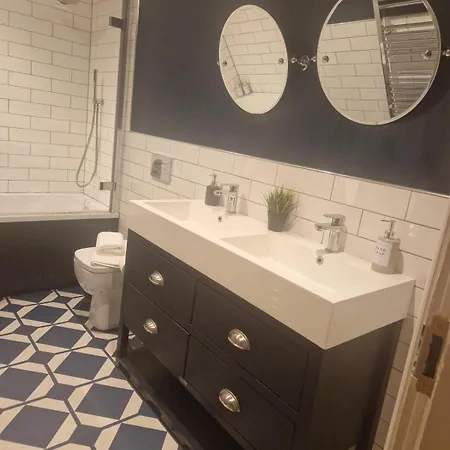 Lägenhet Harper By The Sea